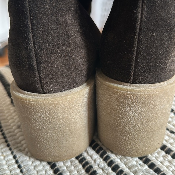 Boots - Picture 6 of 13